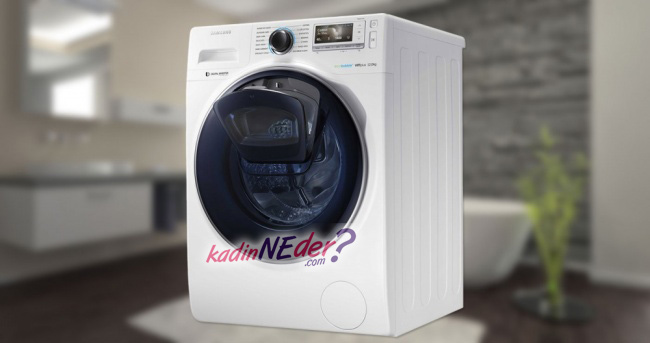 çamaşır eklenen çamaşır makinesi